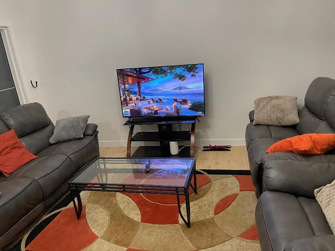 Bedroom In Upland D Edmonton Kanada